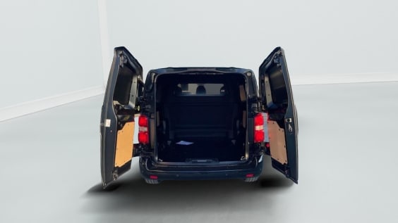 Fiat Scudo Cabine Approfondie SCUDO CA FIXE M DIESEL 180 CH AUTOMATIQUE Noir Perla