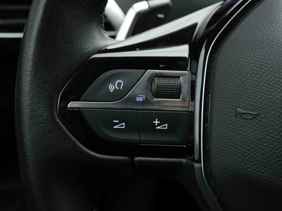 Peugeot 3008 T 130 AUT ALLURE Bleu