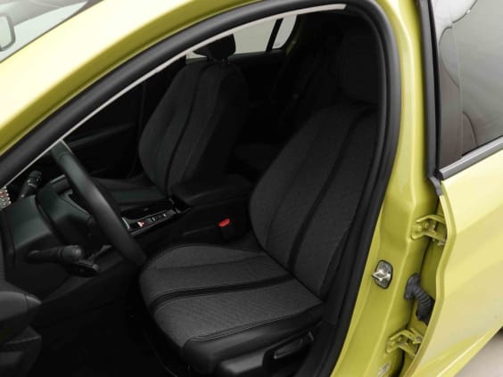 Peugeot 208 1.2 TURBO 100 ALLURE Jaune