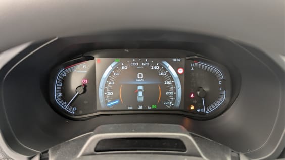 Isuzu D-MAX 2.2L SPACE CABINE M/T EVOLUTION SPLASH WHITE