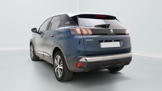 Peugeot 3008 T 130 AUT ALLURE Bleu