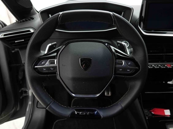 Peugeot 208 Hybrid 136 e-DCS6 GT Gris