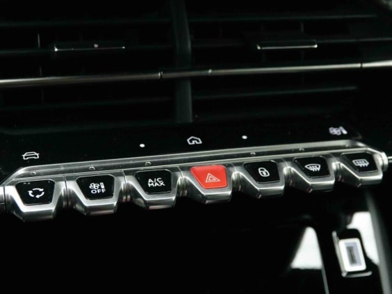 Peugeot 208 Hybrid 136 e-DCS6 GT Gris