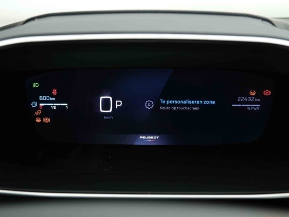 Peugeot 208 Hybrid 136 e-DCS6 GT Gris