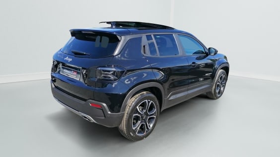 Jeep Avenger 1.2 T3 E-HYBRID 110 BVR SUMMIT Noir Volcano