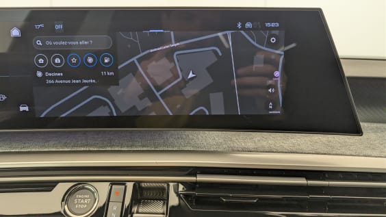 Peugeot 5008 HYBRID 145 CH E-DCS6 ALLURE Noir Perla Nera