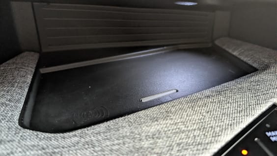 Peugeot 5008 HYBRID 145 CH E-DCS6 ALLURE Noir Perla Nera