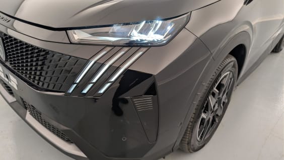 Peugeot 5008 HYBRID 145 CH E-DCS6 ALLURE Noir Perla Nera