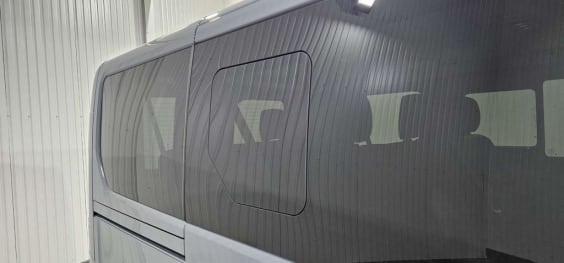 Nissan PRIMASTAR COMBI Primastar Combi L1H1 3.0t 2.0 dCi 170 S/S BVA9 Tekna Gris Pierre De Lune