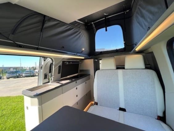 Westfalia KELSEY FORD TRANSIT CUSTOM - 2.02 L - 136 CV - BVA Blanc Candy