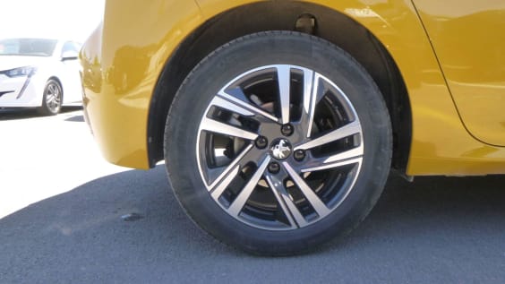 Peugeot 208 PureTech 100 S&S BVM6 Allure Jaune Agueda