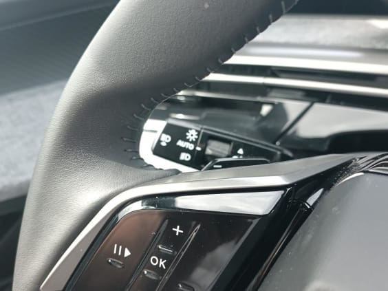 Peugeot 3008 1.2 hybrid 145 allure e-dcs6 Bleu