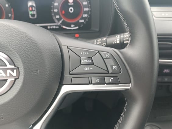 Nissan JUKE 1.0 DIG-T 114 N-Connecta Gris