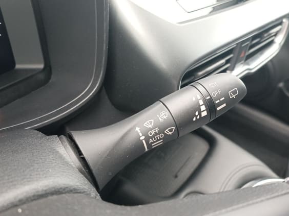 Nissan JUKE 1.0 DIG-T 114 N-Connecta Gris
