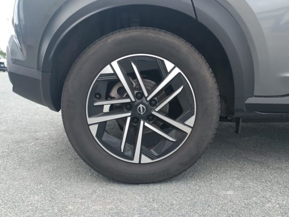 Nissan JUKE 1.0 DIG-T 114 N-Connecta Gris