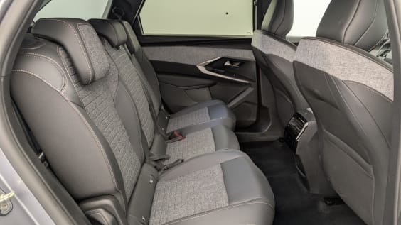 Peugeot 5008 HYBRID 145 CH E-DCS6 ALLURE Gris Artense