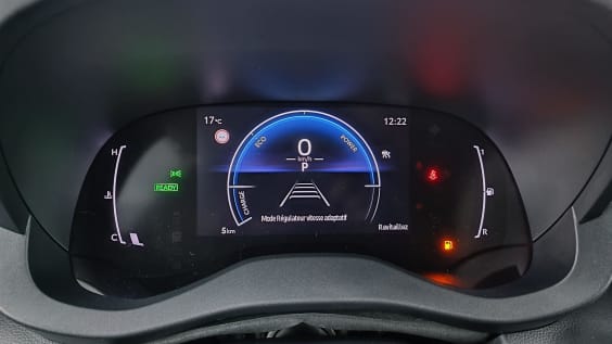 Toyota Yaris YARIS  IV Hybride 116h Design e-CVT Blanc Lunaire Nacré