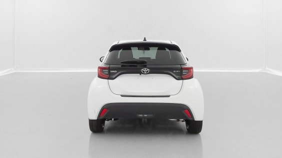 Toyota Yaris YARIS  IV Hybride 116h Design e-CVT Blancpur