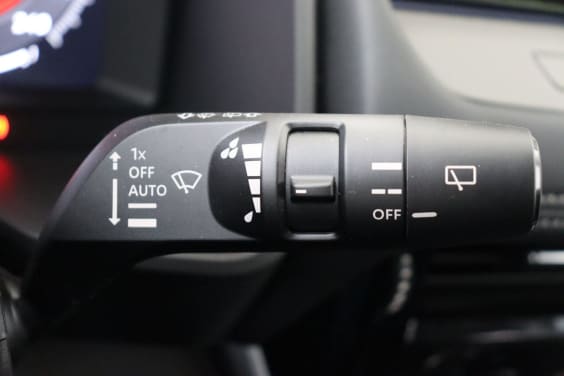 Nissan X-TRAIL N-CONNECTA 5PL  E-POWER 204 HP 2WD Black