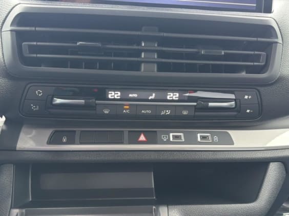 Fiat Scudo Combi Xl 2.2 180 pack eat8 9 pl Gris Titane