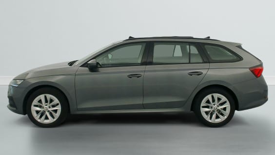 Skoda Octavia Combi 2.0 TDI 150 CH DSG7 BUSINESS Gris Graphite