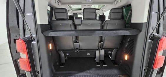 Peugeot Traveller Traveller M 2.2 Diesel 180ch S&S EAT8 Business Pack Noir