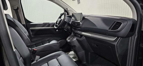 Peugeot Traveller Traveller M 2.2 Diesel 180ch S&S EAT8 Business Pack Noir