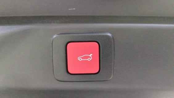 Peugeot 3008 Hybrid 145 e-DCS6 GT Gris Artense / Toit Noir