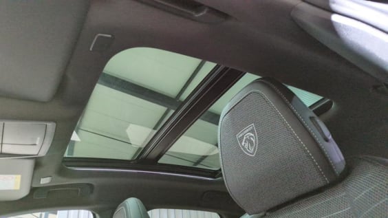 Peugeot 3008 Hybrid 145 e-DCS6 GT Gris Artense / Toit Noir