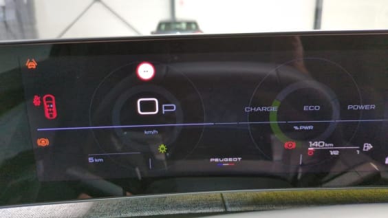 Peugeot 3008 Hybrid 145 e-DCS6 GT Noir Perla Nera