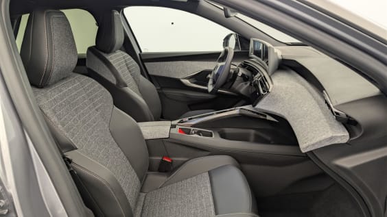 Peugeot 3008 Hybrid 145 e-DCS6 Allure Gris Artense