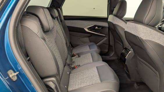 Peugeot 5008 HYBRID 145 CH E-DCS6 ALLURE Bleu Obsession