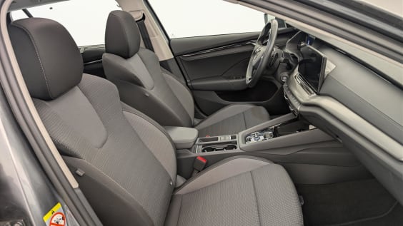 Skoda Octavia Combi 2.0 TDI 150 CH DSG7 BUSINESS Gris Graphite