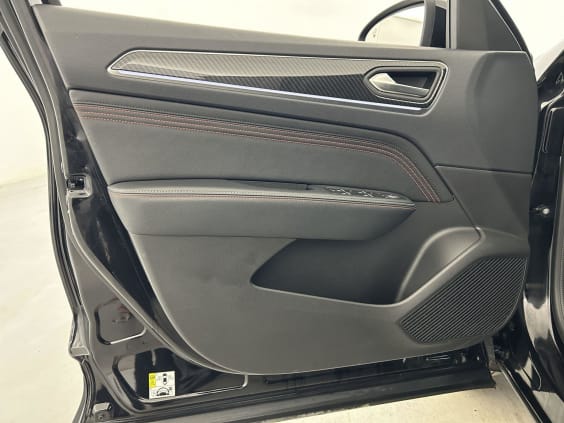Renault Arkana TCE 140 EDC FAP - 21B R.S. LINE noir