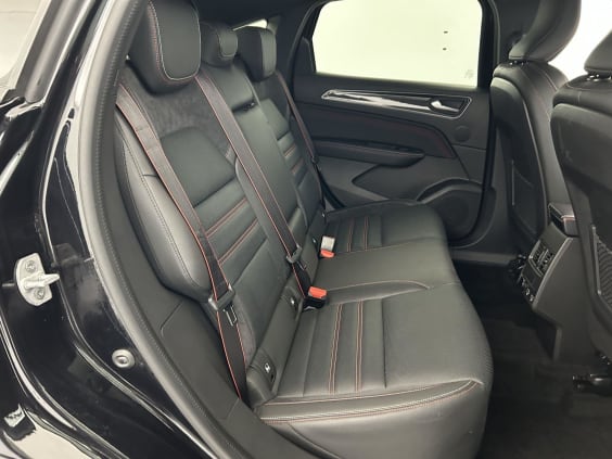 Renault Arkana TCE 140 EDC FAP - 21B R.S. LINE noir