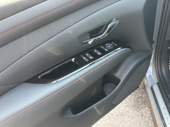 Hyundai Tucson 1.6 t-gdi 239 hybrid n line executive Gris Shadow