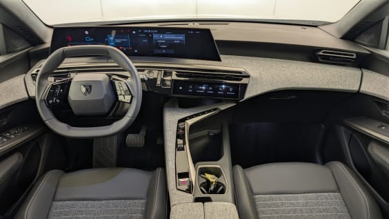 Peugeot 3008 Hybrid 145 e-DCS6 Allure Blanc Okenite