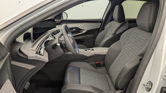Peugeot 3008 Hybrid 145 e-DCS6 Allure Blanc Okenite
