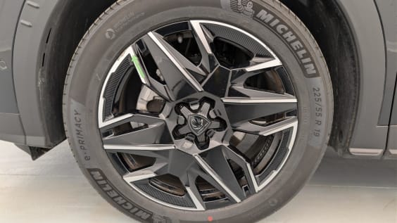 Peugeot 3008 Hybrid 145 e-DCS6 Allure Noir Perla Nera