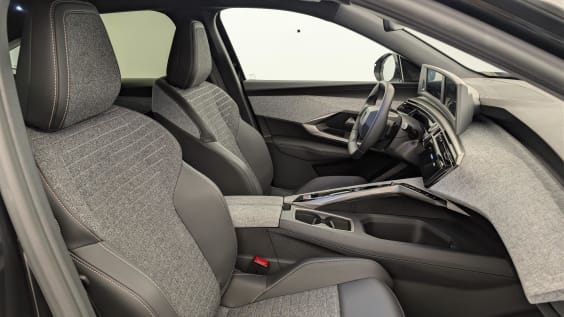 Peugeot 3008 Hybrid 145 e-DCS6 Allure Noir Perla Nera