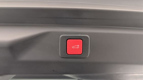Peugeot 3008 Hybrid 145 e-DCS6 GT Gris Titane / Toit Noir
