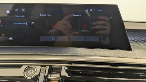 Peugeot 3008 Hybrid 145 e-DCS6 GT Gris Titane / Toit Noir