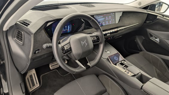 DS DS4 Hybride 145 e-DCT6 Etoile - Alcantara Noir Perla Nera