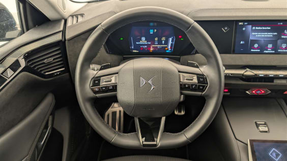 DS DS4 Hybride 145 e-DCT6 Etoile - Alcantara Noir Perla Nera
