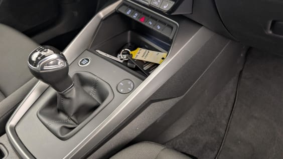 Audi A3 SPORTBACK 30 TFSI 110 Design Bleu Atoll