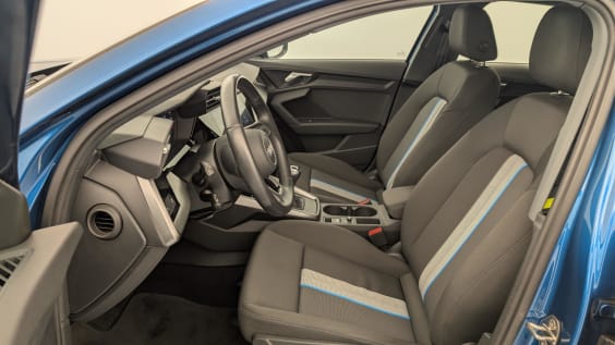 Audi A3 SPORTBACK 30 TFSI 110 Design Bleu Atoll