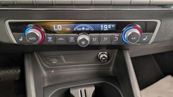 Audi Q2 35 TDI 150 S tronic 7 quattro Design Luxe Blanc Glacier