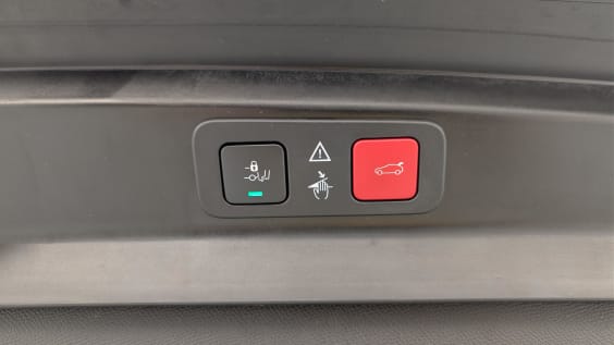 Peugeot 5008 Hybrid 136 e-DCS6 Allure Pack Noir Perla Nera