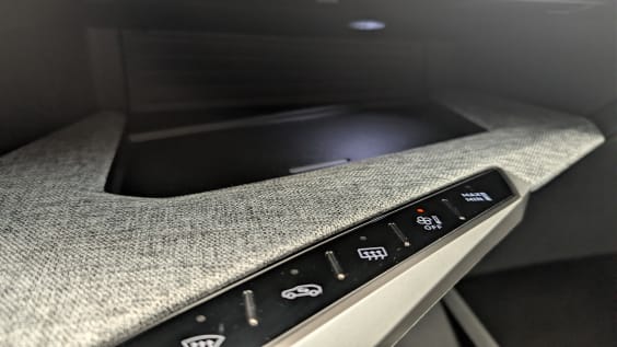 Peugeot 3008 Hybrid 145 e-DCS6 Allure Noir Perla Nera