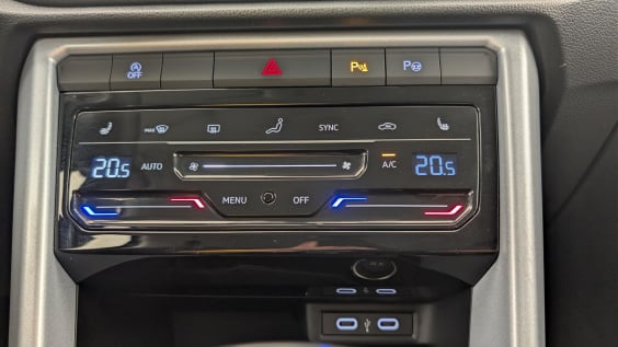 Volkswagen T-roc 1.0 TSI 116 Start/Stop BVM6 Life Plus Noir Intense